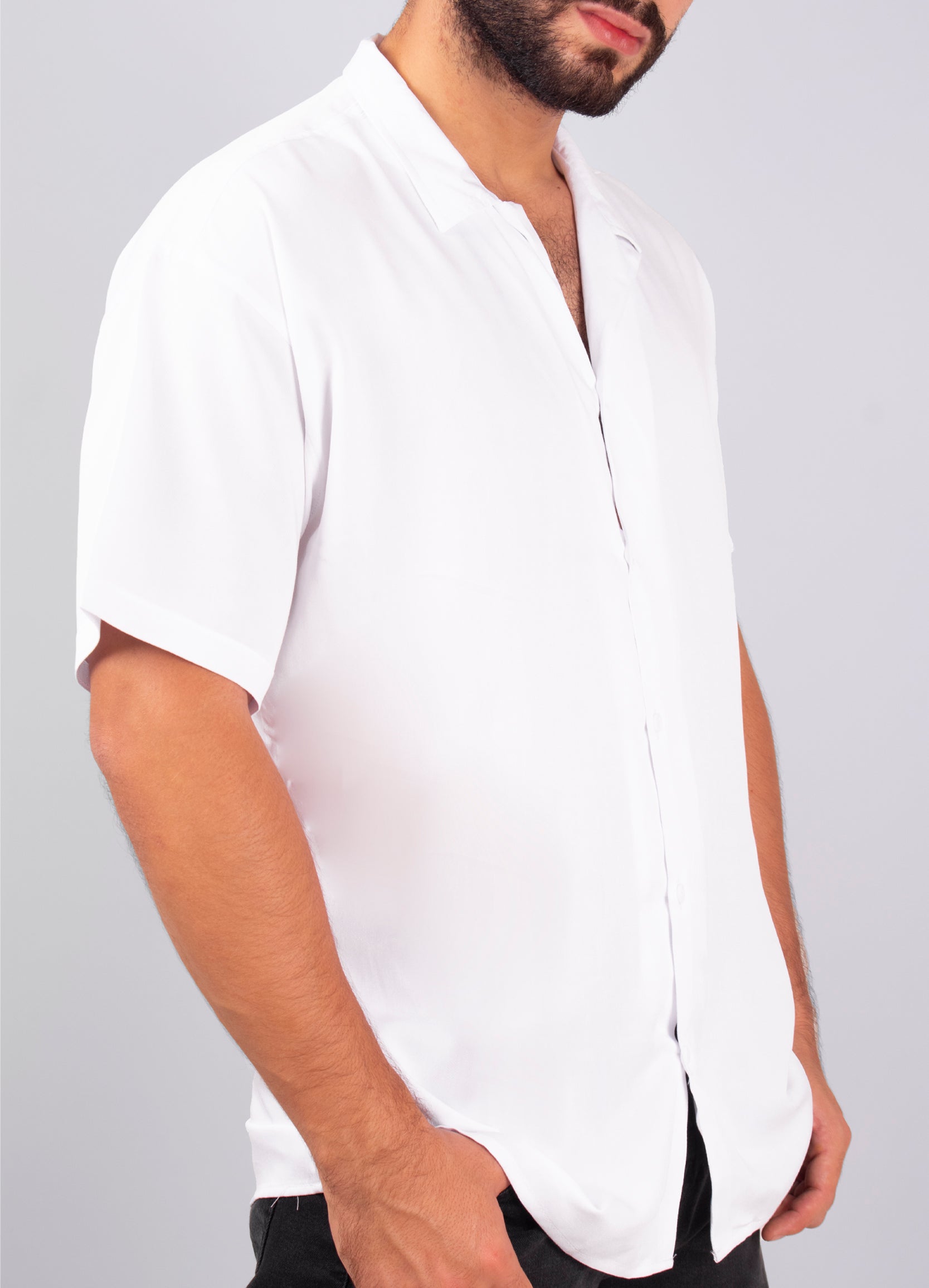 Camisa blanca sales hombre cuello alto